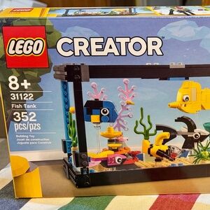LEGO CREATOR 3in1 "Fish Tank" 31122 UNOPENED!